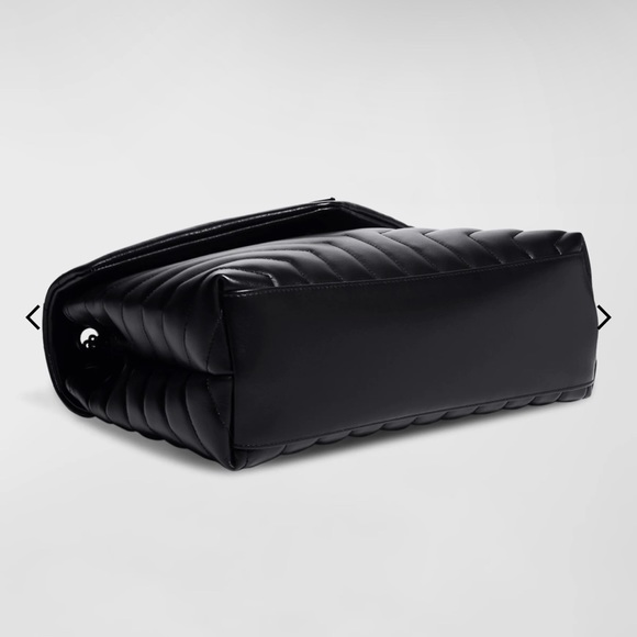 Saint Laurent Loulou Shoulder Bag Medium - black - Great Condition - Picture 4 of 7